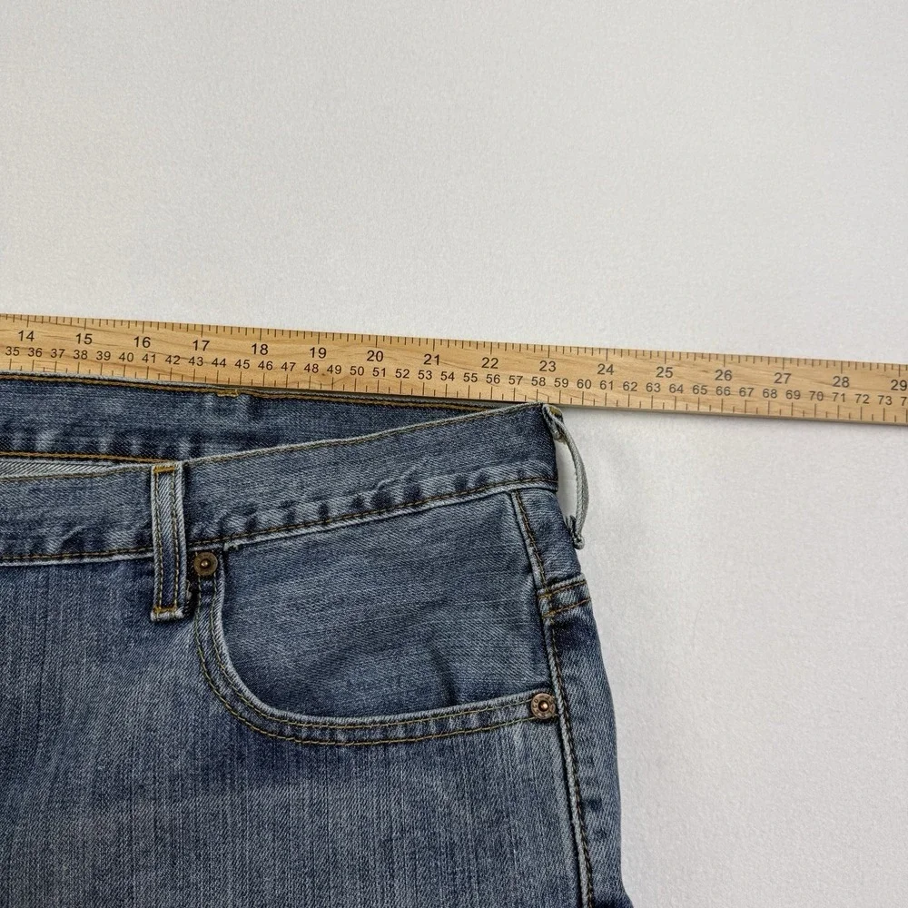 Levi's 569 Jeans Mens‎ Loose Fit Straight Leg Relaxed Size 44x32 Light Wash